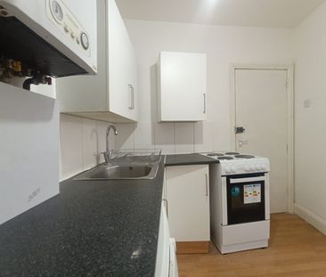 1 Bed Flat, Wick Road, E9 - Photo 6