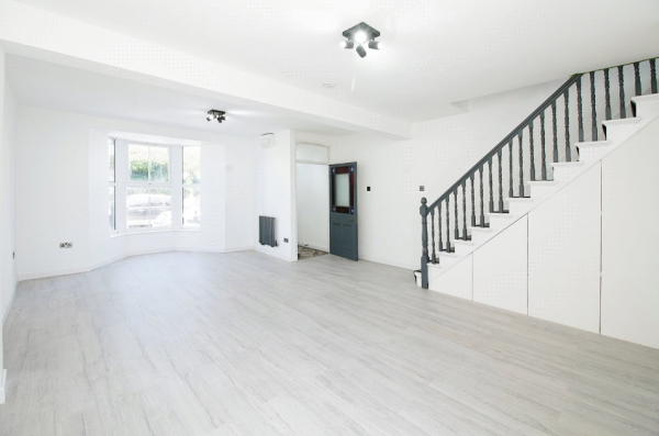 Penzance, Penzance, TR18 - Photo 1