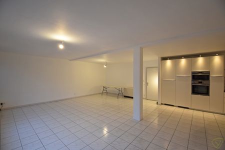 Appartement te huur in Eeklo - Photo 2