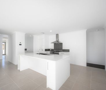 Charming Family Home in Eglinton - Photo 1