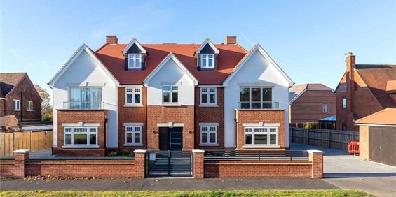 Shoppenhangers Road, Maidenhead Shoppenhangers Road, Maidenhead - Photo 3