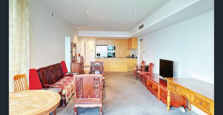 Furnished 2 bedroom 2 bathroom 2 car bay apartment available - Photo 3