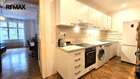 Pronájem bytu 3+kk v osobním vlastnictví 73 m², Praha 6 - Bubeneč - Photo 2