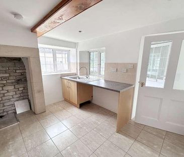 Pear Tree House, Burton, Chippenham, Wiltshire, SN14 - Photo 5