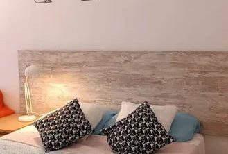 Calle del Jilguero, Madrid, Community of Madrid 28025