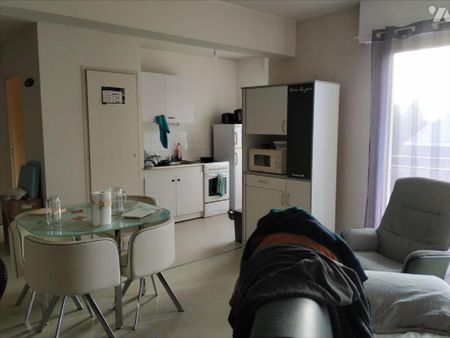 Pour visister, appeler le 02.23.55.91.17 VITRE. Un appartement T2 situé au 2ème étage gauche N... - Photo 5