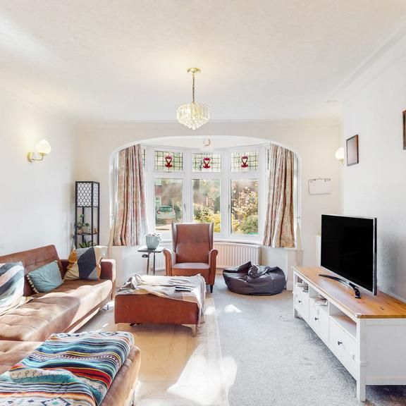 3 bedroom flat to rent - Photo 1