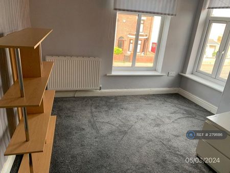 1 bedroom flat to rent - Photo 3