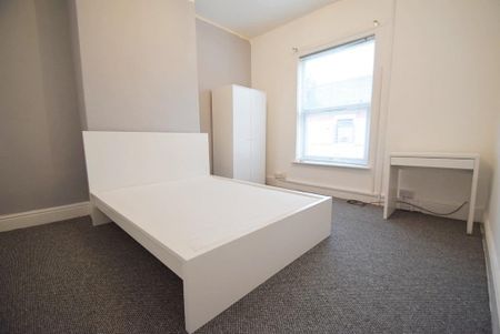 3 bedroom house share to rent - Photo 5