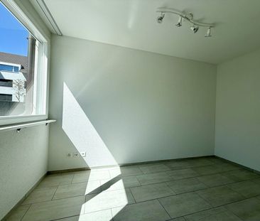 Im Dorfzentrum, ruhig, modern und Altersgerecht - Photo 5