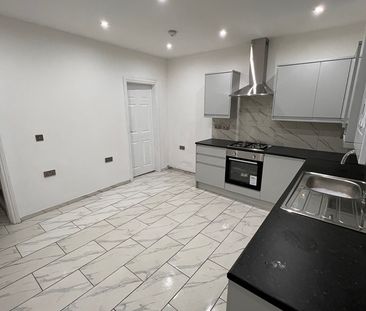 3 Bed Terraced House, Holme Lane, S6 - Photo 6