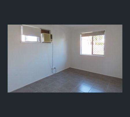 2/27 Downie Ave, Bucasia, Qld 4750 - Photo 3