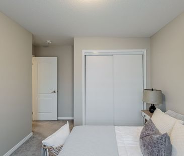For Lease - 76 Cooke Avenue, Brantford, Ontario - Photo 5
