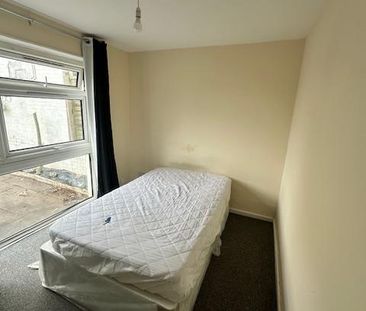 6 bedroom house of multiple occupation to rent - Photo 5