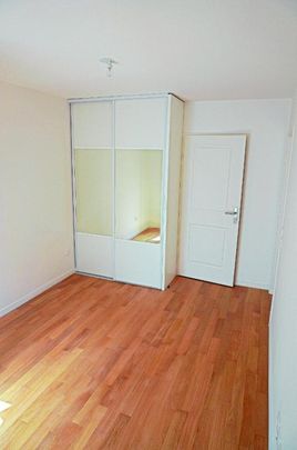 Location Appartement 2 pièces 45m² SURESNES 92150 - Photo 1