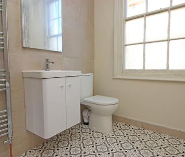 3 bedroom terraced house to rent - Photo 6