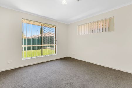 4 Bedroom family home in Blakeview - Photo 5