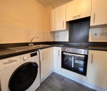 1 bedroom flat to rent - Photo 6