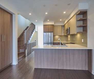 For Lease - 60 Green gardens Boulevard, Toronto, Ontario - Photo 6