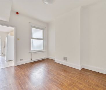 Bury Road, N22, London - Photo 1