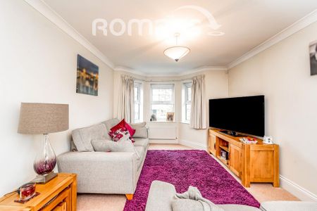 2 bedroom flat to rent - Photo 5