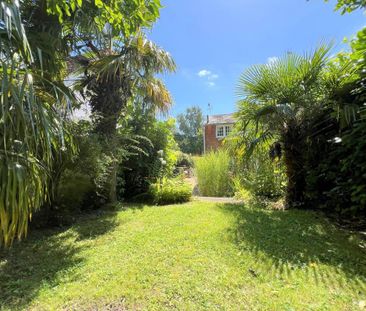 2 bedroom cottage to rent - Photo 1