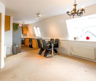 2 bedroom apartment to rent - Photo 2