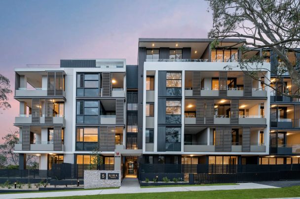 Luxuriously Appointed One Bedroom in Designer 'Kira' Complex - Photo 1