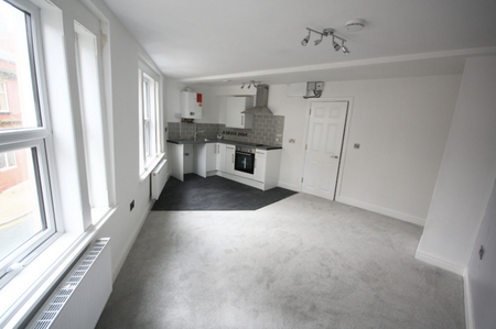 1 bedroom flat to rent - Photo 5