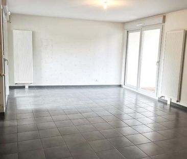Location Appartement 3 pièces 77m² LA MOTTE SERVOLEX 73290 - Photo 5