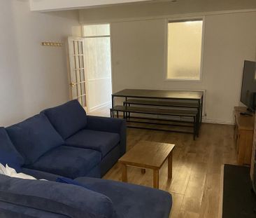 2 bedroom ground floor flat to rent - Photo 6