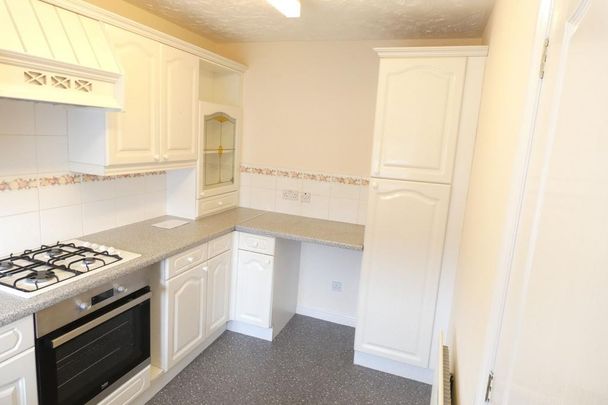 3 bedroom detached house to rent - Photo 1