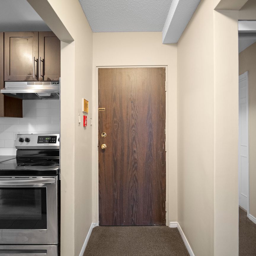 2 Bedroom - Photo 1