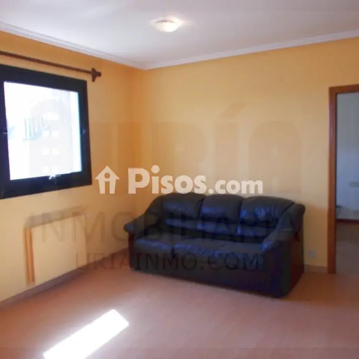 Piso en alquiler en Centro-Antiguo - Photo 1