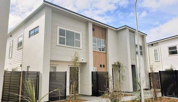 Whiteware Included - Photo 1