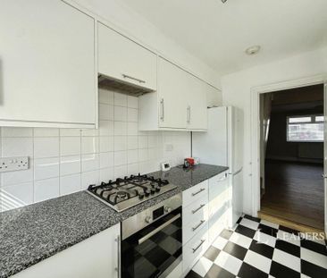 2 bedroom house to rent Fairfield Road, Burgess Hill, RH15 - Photo 3