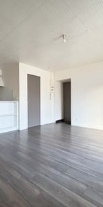 Location Appartement 2 pièces 41m² LUSIGNAN 86600 - Photo 4