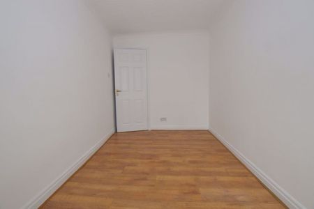 2 Bedroom Terraced House - Photo 5