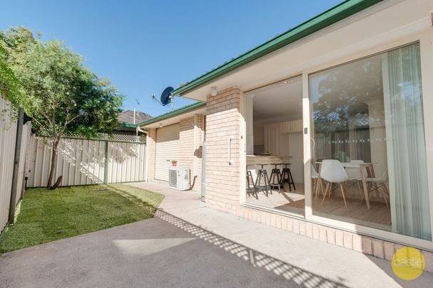 Small Complex - Conveniently Located - Photo 1