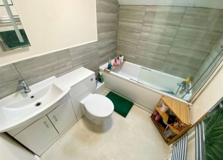 Longford Bridge, Court Union Place, Longford, Cove - Photo 4