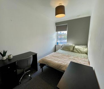 2 bedroom terraced house to rent - Photo 6