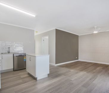 Position Perfect! - Photo 1