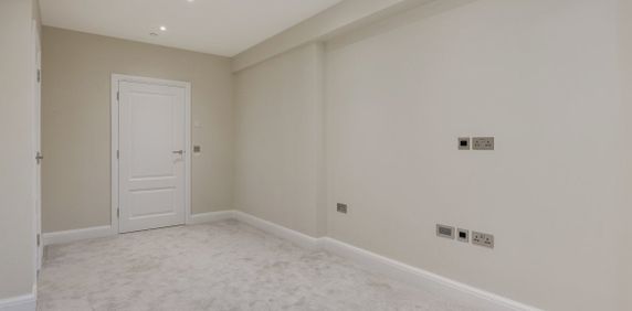 Bolters Lane, BANSTEAD - Photo 2