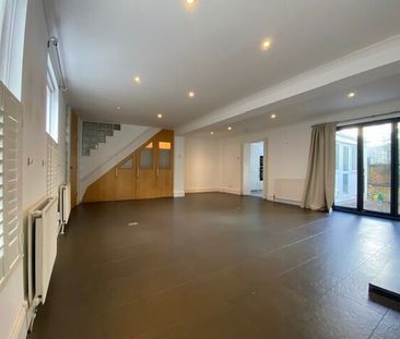 Westfield Place, Bristol - Photo 1