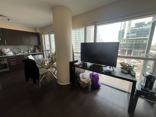 For Lease - 352 Front Street Unit# 609, Toronto, Ontario - Photo 1
