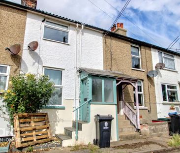 2 bedroom semi-detached house to rent - Photo 4