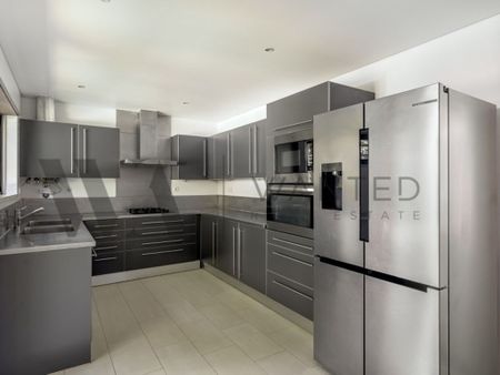 6 room luxury House for rent in Cascais e Estoril, Portugal - Photo 3