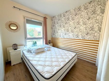 Appartement à louer - Photo 2