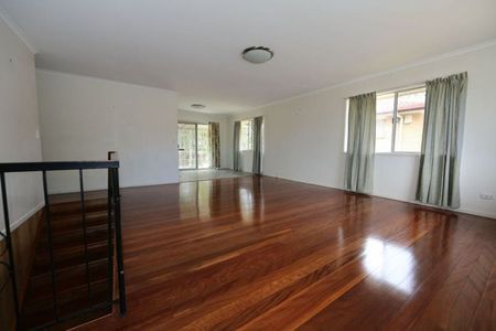 For Lease: Modern Family Home in Sought-After Mansfield Location - Photo 3