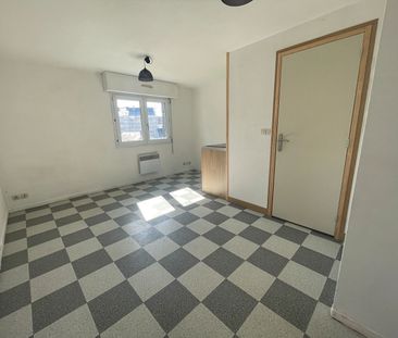 Location Appartement 1 pièce 17m² - Photo 2